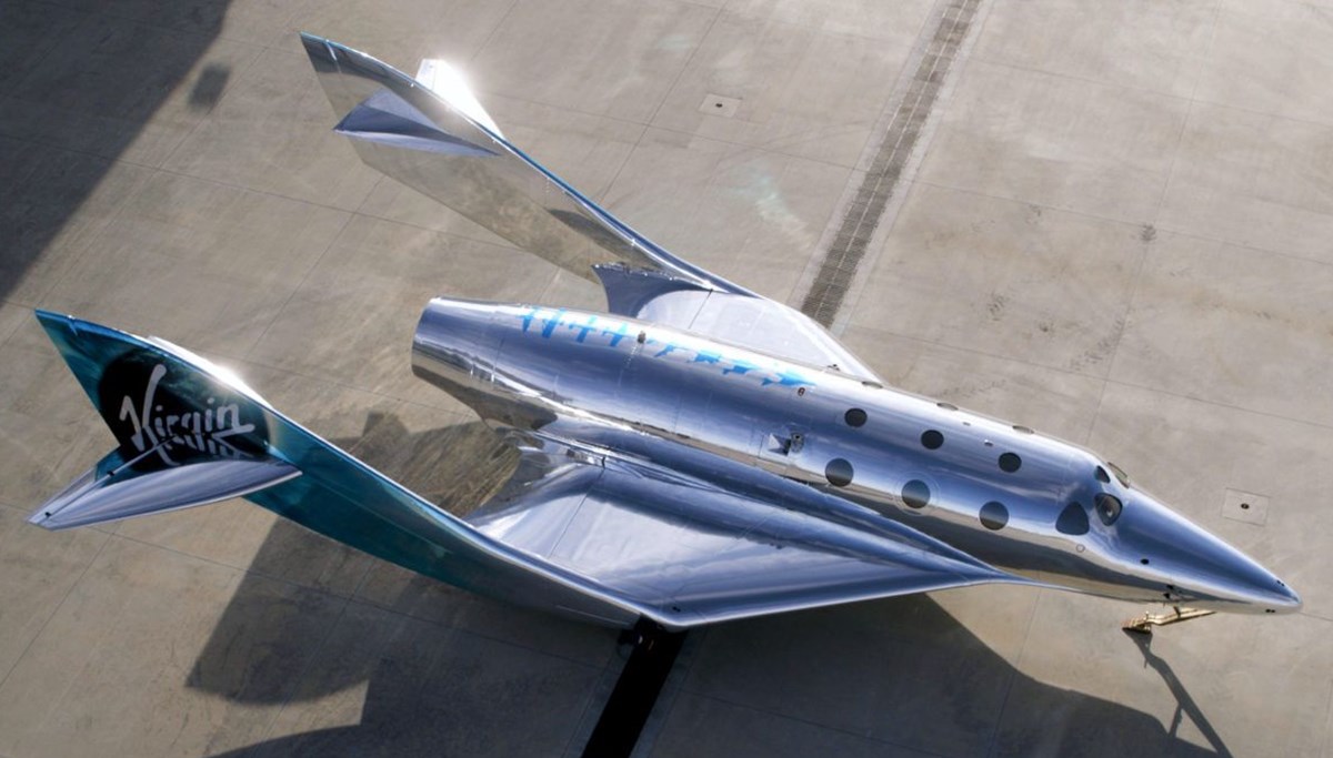 Virgin Galactic yeni uzay gemisini tanıttı