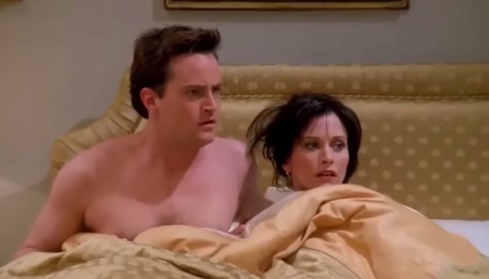 Courteney Cox'tan Matthew Perry açıklaması: Beni sık sık ziyaret ediyor - 2