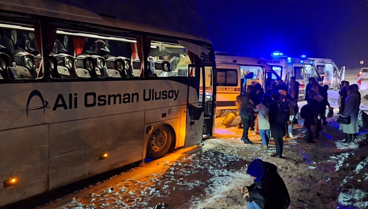 Gümüşhane’de otobüs kazası: 2'si çocuk 14 yaralı