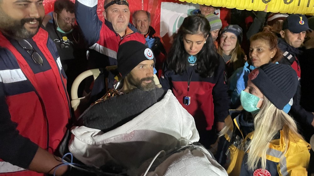 ABD'li dağcı rahatsızlanarak mahsur kaldığı mağaradan 9. günde kurtarıldı - 20