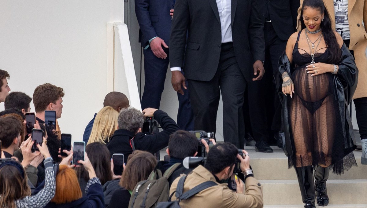 Rihanna'nın bebeğinin cinsiyeti alışverişte ortaya çıktı