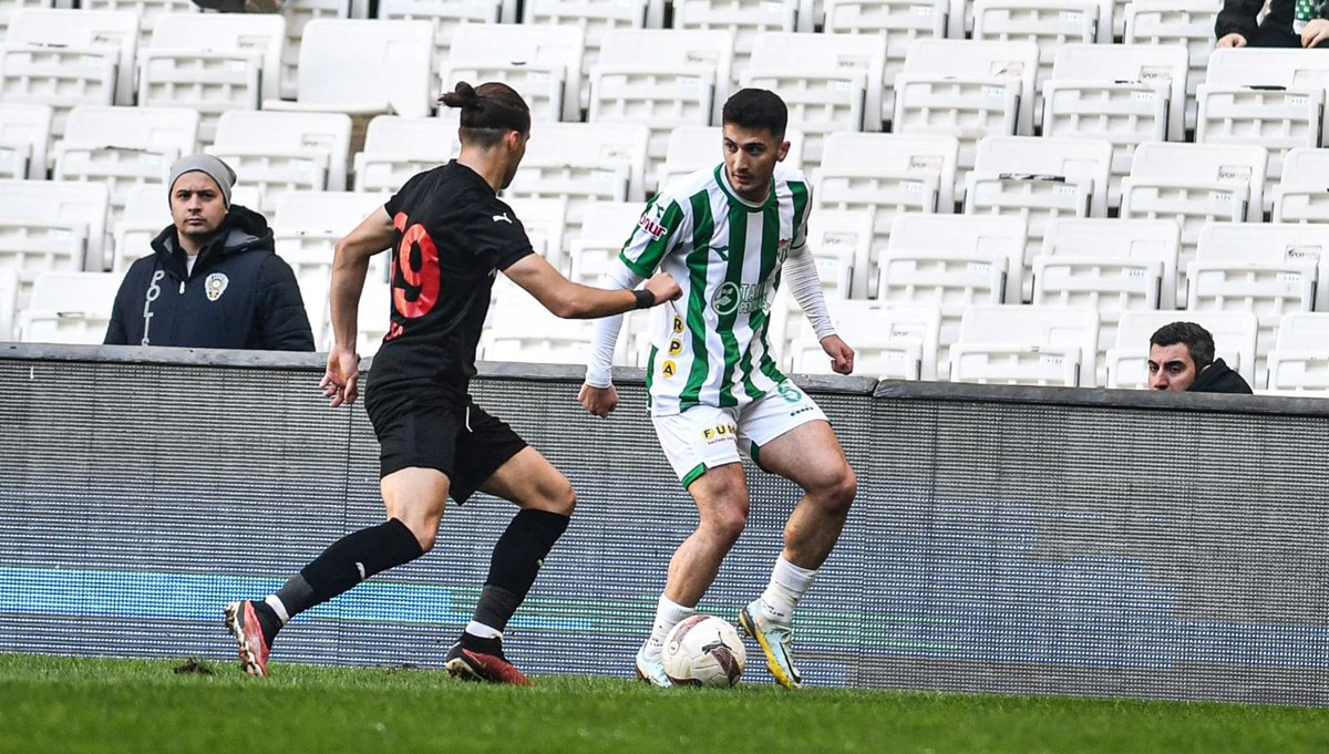 Vanspor-Bursaspor maçı ertelendi Vanspor-Bursaspor maçı ertelendi