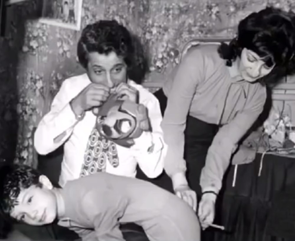 Su Burcu Yazgı Coşkun'dan nostaljik kare (Ünlülerin çocukluk ve gençlik halleri) - 312