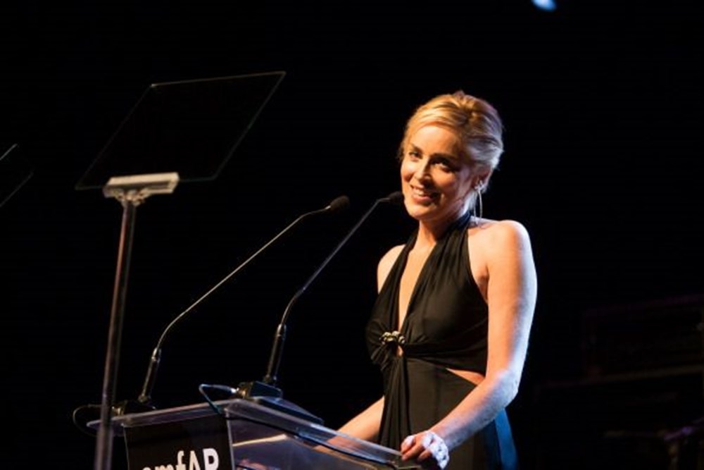 Sharon Stone Şöhret insanı kolaya alıştırıyor Magazin