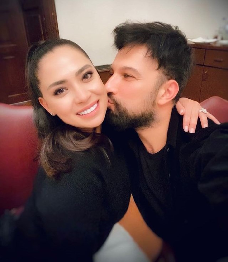 Tarkan’dan eşi Pınar Tevetoğlu ile romantik paylaşım - 1