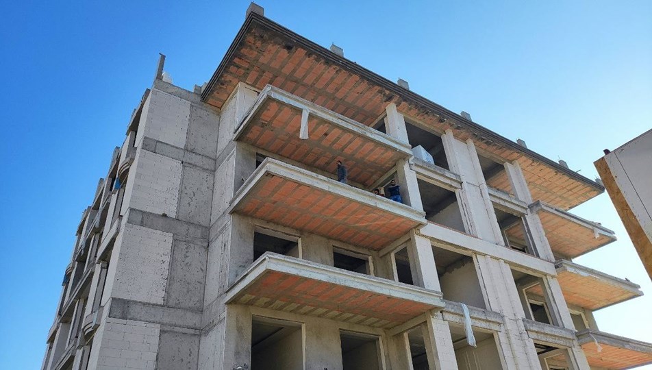 İnşaatta beraber çalıştığı iki kardeşini tabancayla öldürdü