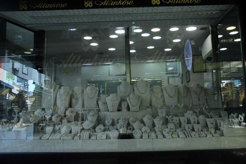 İzmir'de kuyumcu eylemi