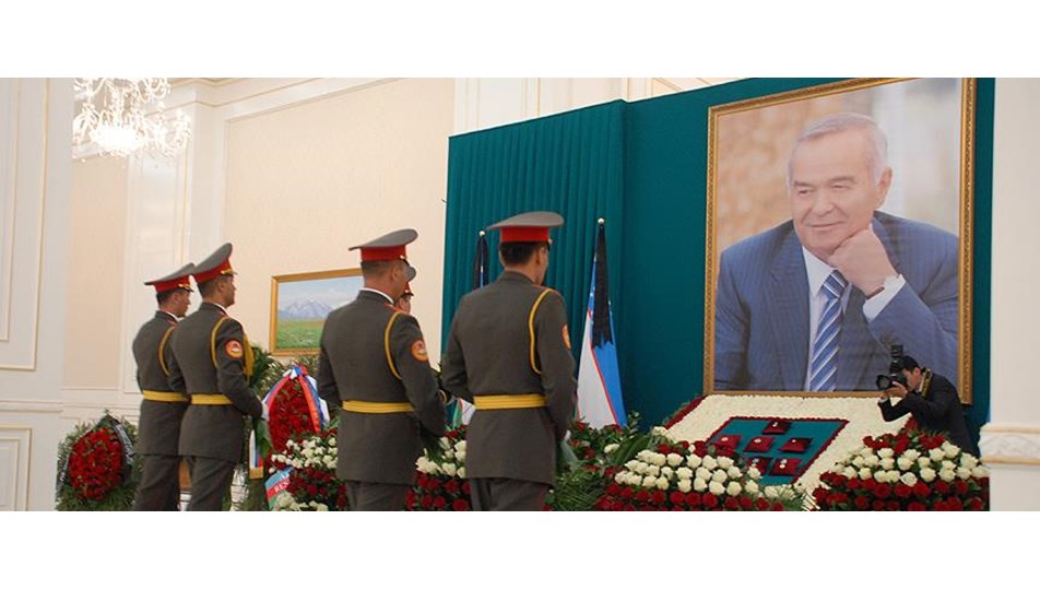 Özbekistan Cumhurbaşkanı Kerimov son yolculuğuna uğurlandı