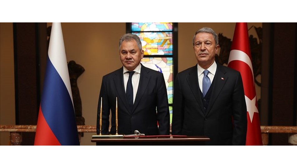 Savunma Bakanı Akar Rus mevkidaşı ile görüştü