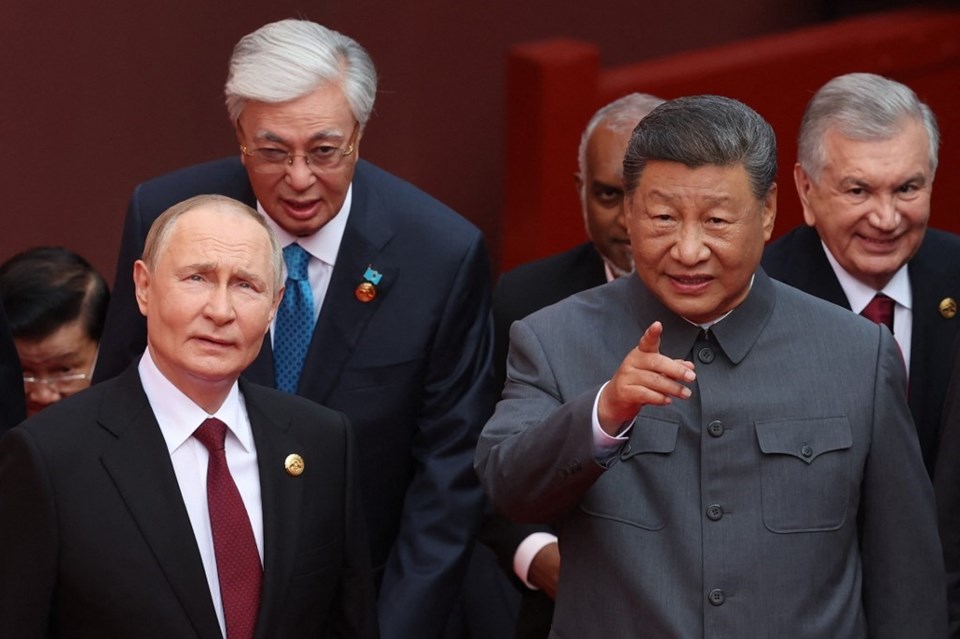 Putin mikrofona yakalandı. 150 yıl yaşamanın sırrını mı biliyor? - 1
