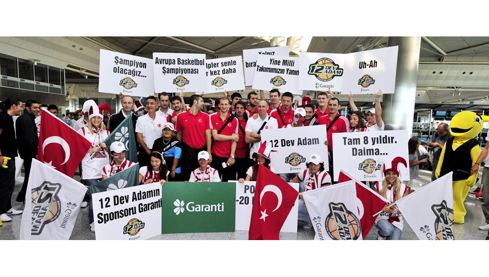 "12 Dev Adam" Polonya'ya uçtu