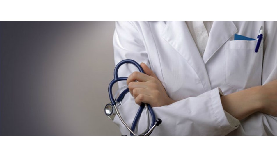 Hastayı doğru bilgilendirmeyen doktora ceza
