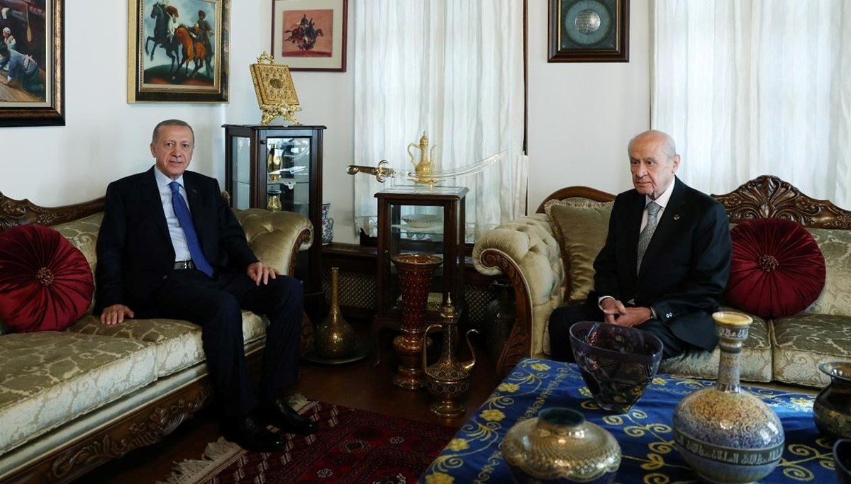 Erdoğan ve Bahçeli arasında sürpriz görüşme