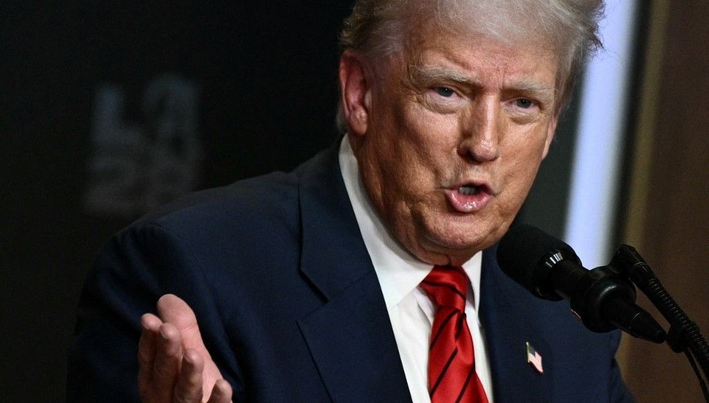 Trump üçüncü dönemin peşinde