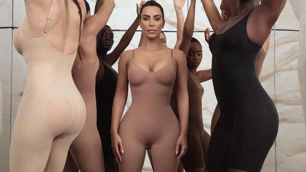 Kim Kardashian Tokyo Olimpiyatları için Amerikalı sporcuların kıyafetlerini tasarladı - 2