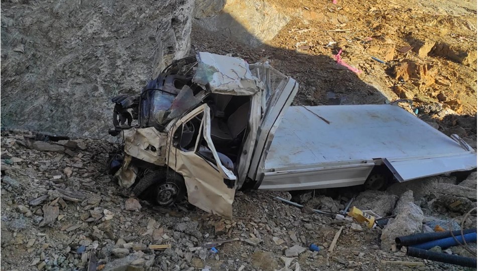 Konya'da kamyonet uçuruma yuvarlandı: 3 ölü