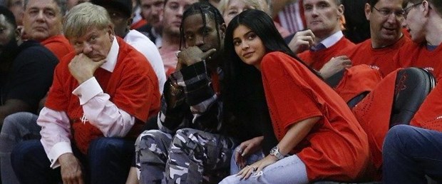 Kylie Jenner Anne Oldu Travis Scott Paylaştı Ntv
