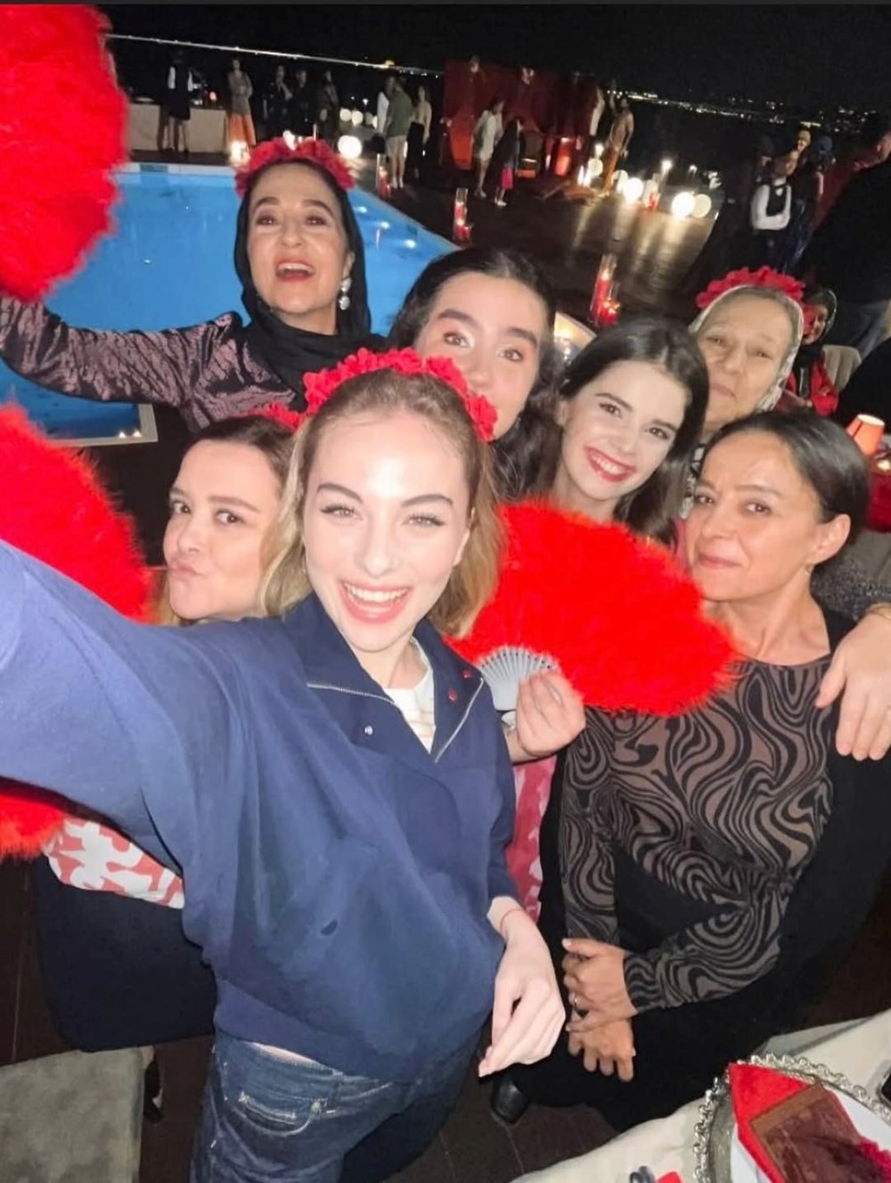 Sahipsizler'in Pervin Hanım'ı Süreyya Kilimci'den kamera arkası fotoğrafları - 3