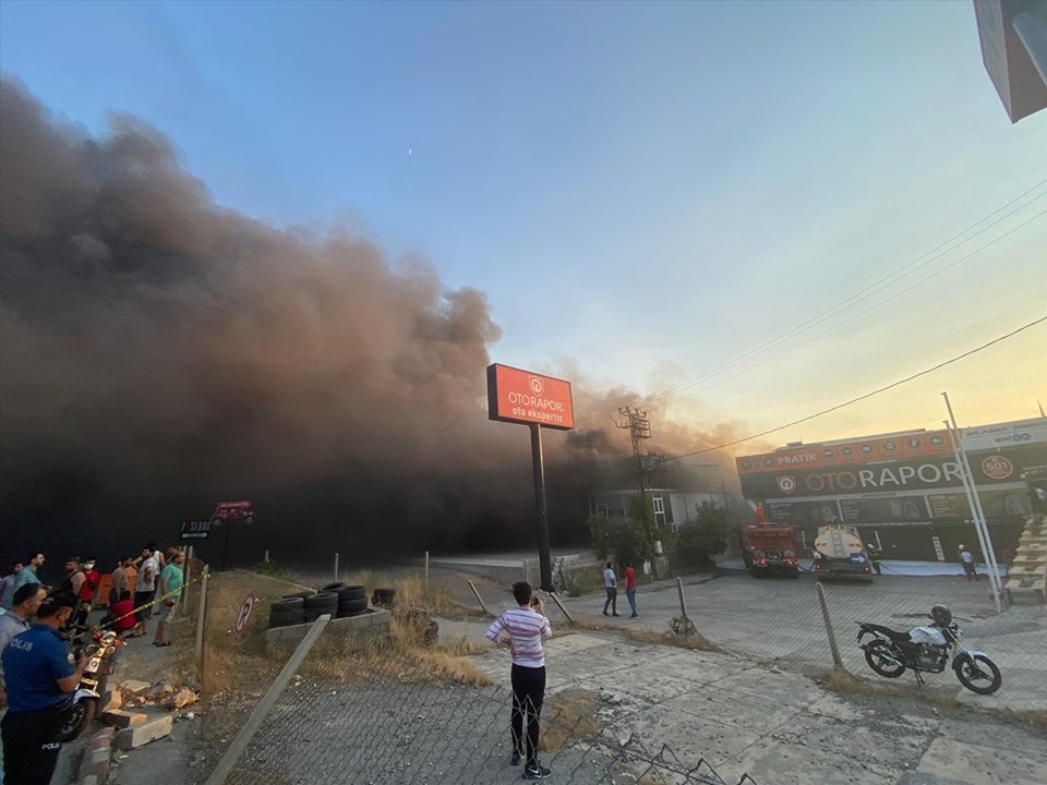 Kahramanmaraş'ta tekstil fabrikasında yangın - 2