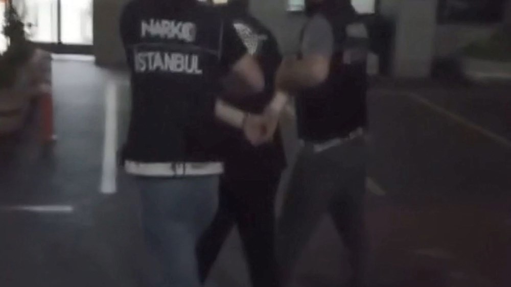 Baronun sağ kolu “Kara Mamba” yakalandı (Operasyonu duyunca Türkiye'den kaçırmak için harekete geçmişler) - 6