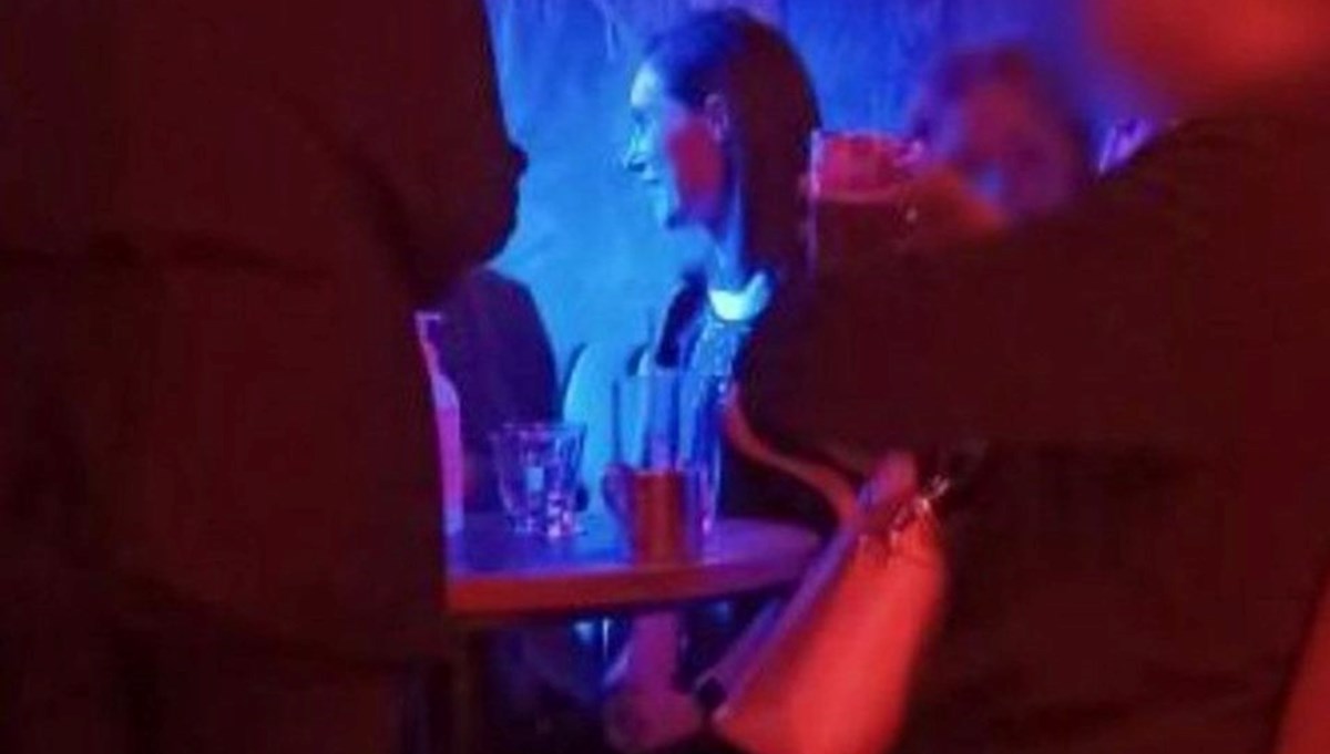 Tepki çeken Finlandiya Başbakanı Sanna Marin'den özür