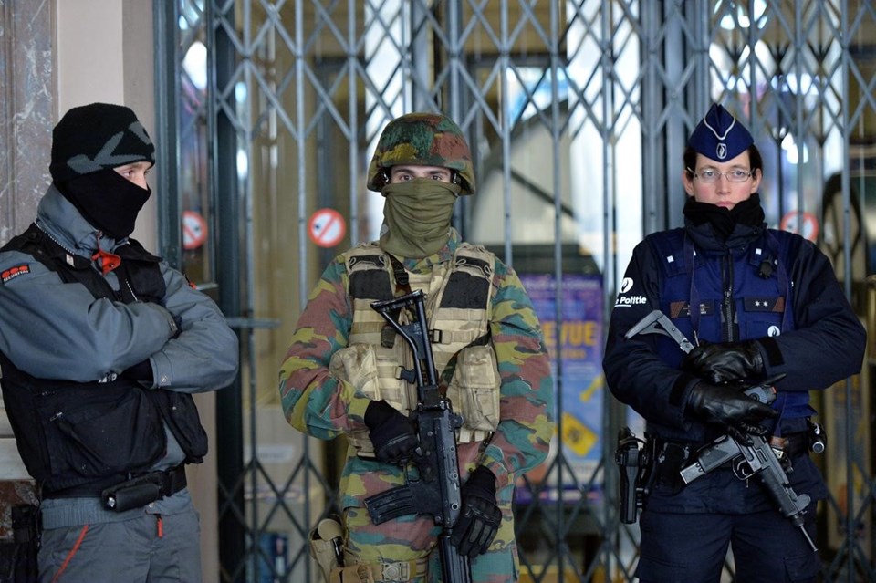 Brüksel'de terör operasyonu: 16 gözaltı - 1