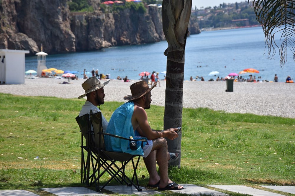 Batı bölgeler serinliyor: İstanbul'da hava sıcaklığı 29 dereceye iniyor! - 6