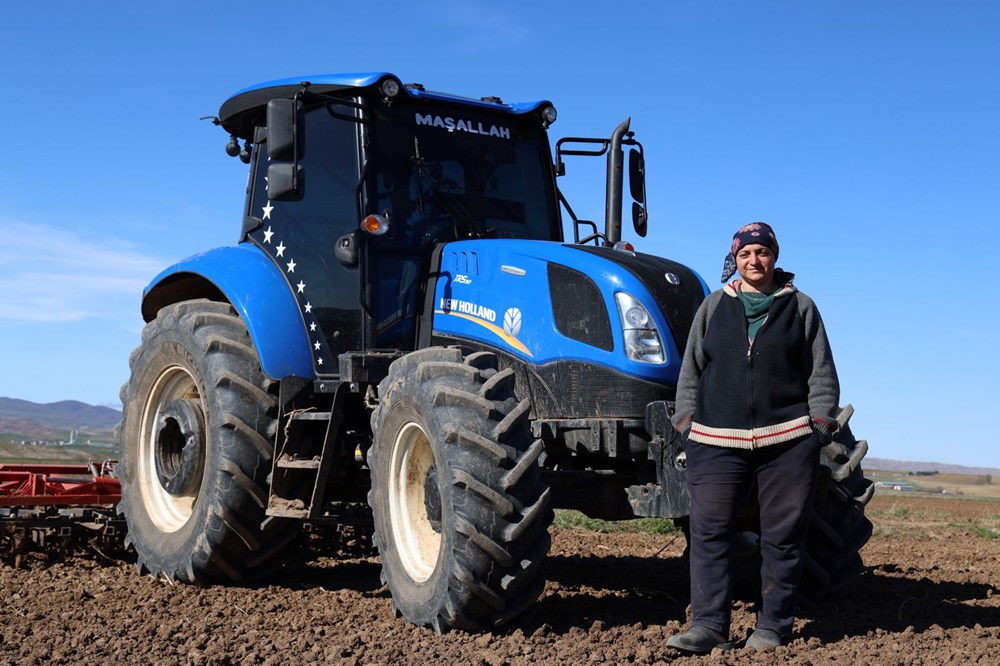 "Kadın başına olmaz" diyenlere inat başardı: Köyünde ilkleri yaptı - 5