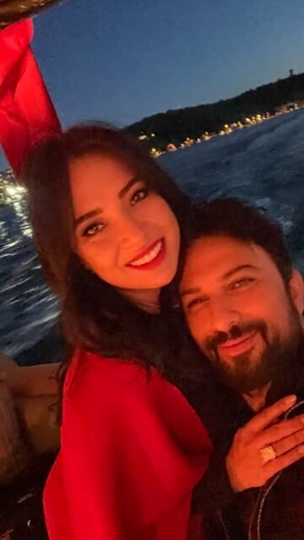 Megastar Tarkan'dan 8. evlilik yıldönümüne özel büyük jest - 3
